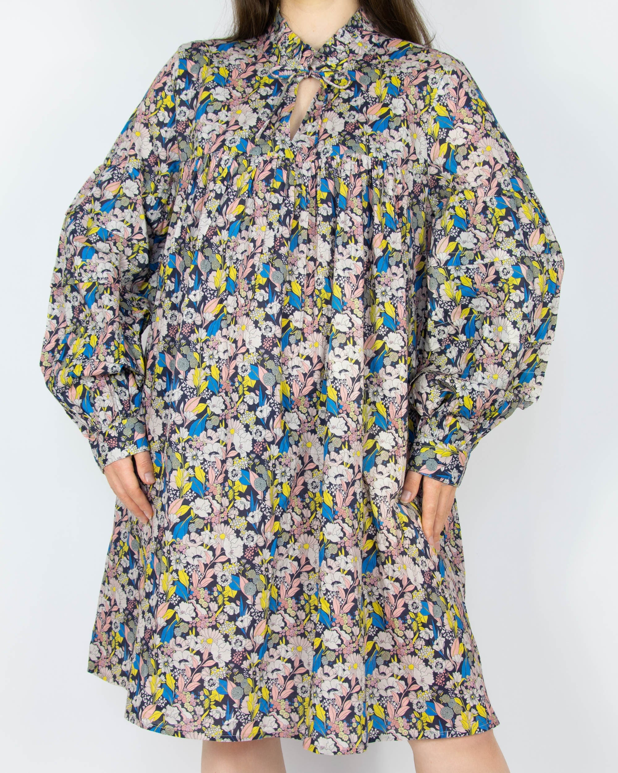 Colourful floral cotton dress by lollys laundry Copenhagen