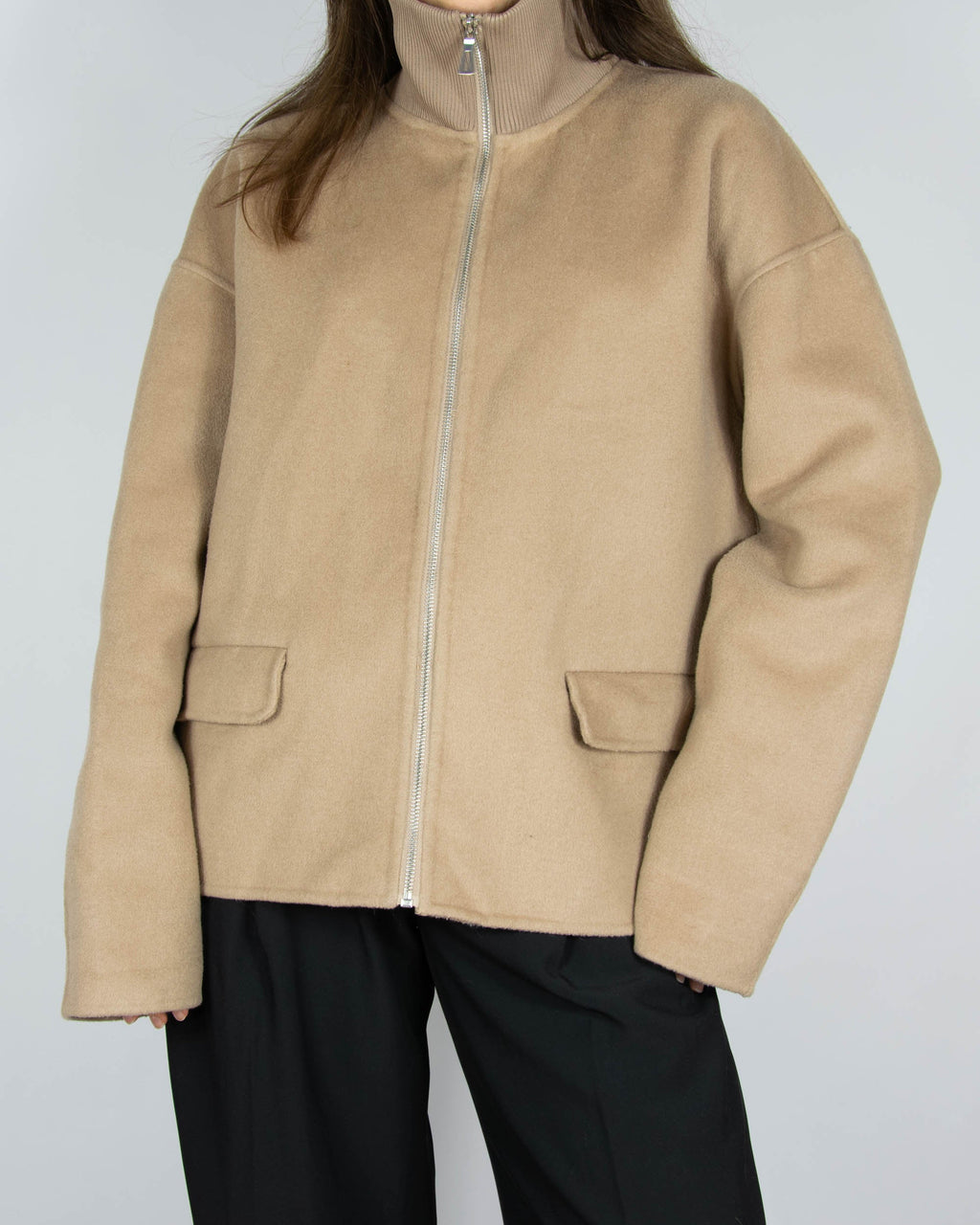 Beige wool jacket by premium brand IVO NIKKOLO.