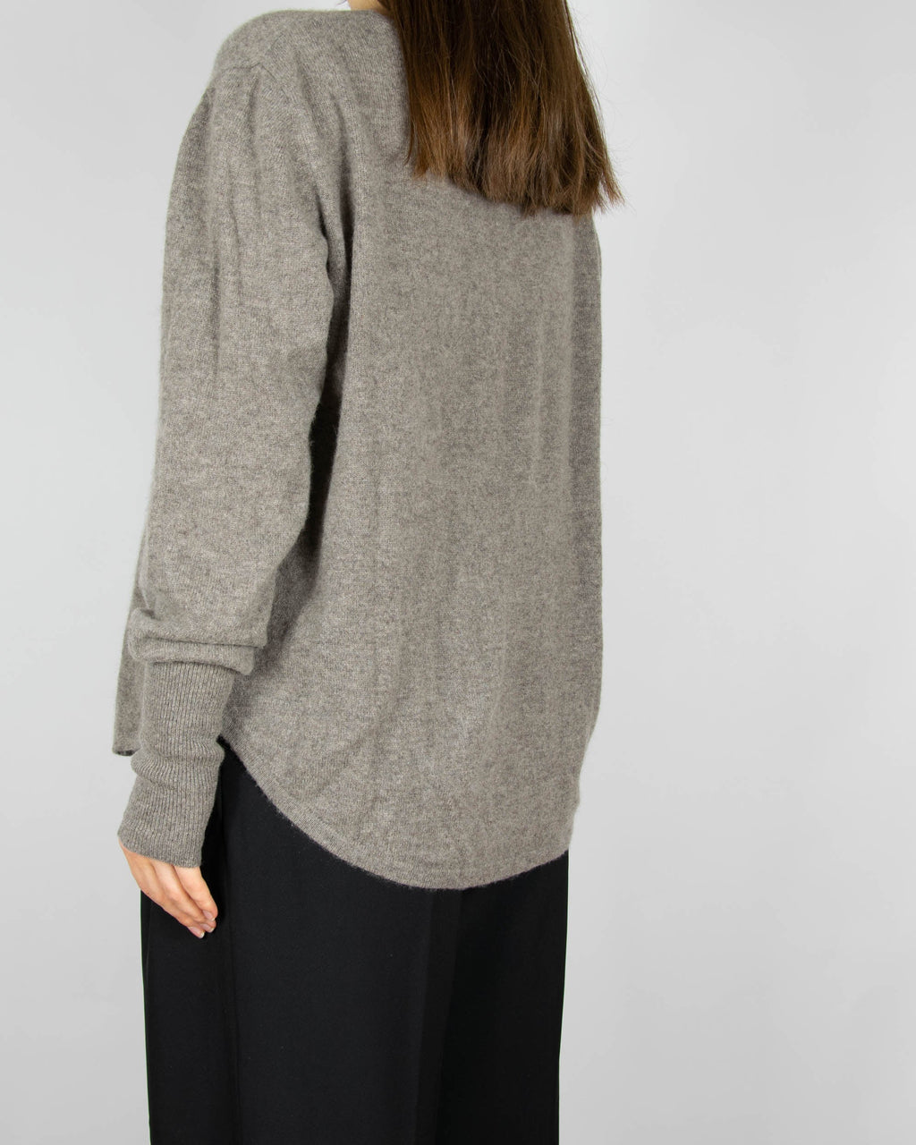 Beige cashmere sweater by Danish premium brand BENEDIKTE UTZON.