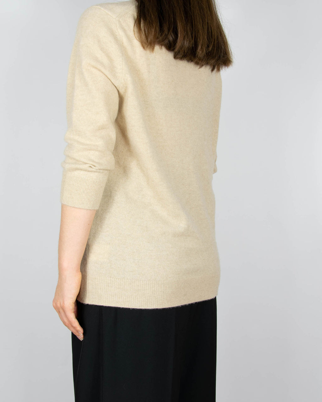 Beige cashmere sweater by Cavour