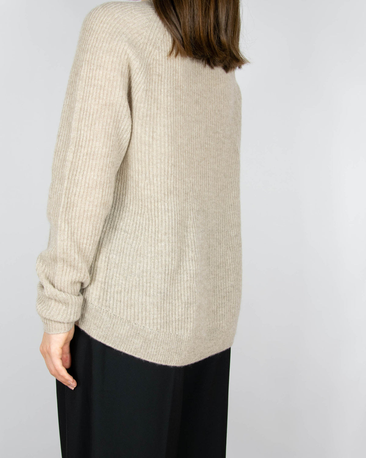 Beige cashmere sweater by FTC Cashmere