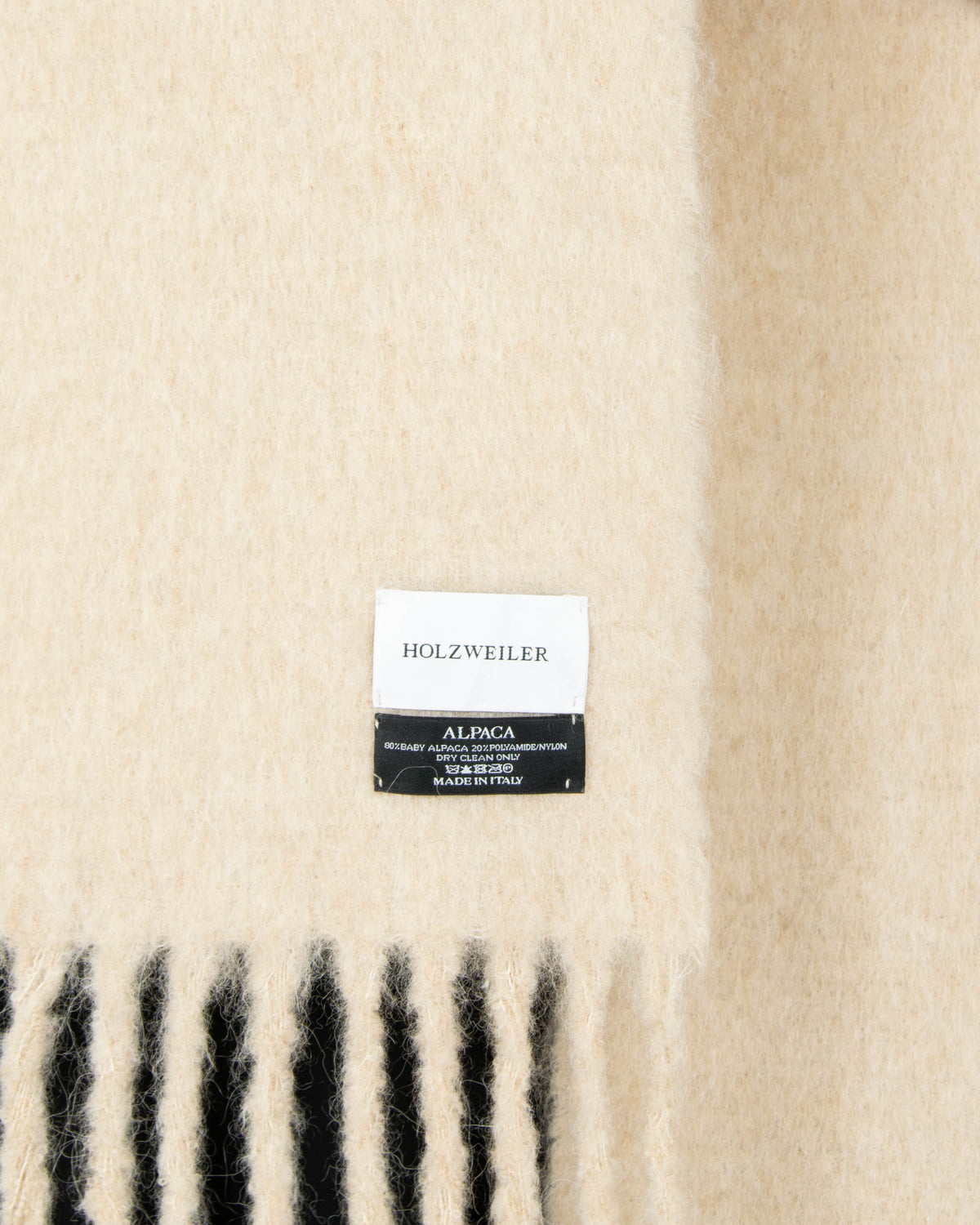 Cream baby alpaca scarf by Holzweiler