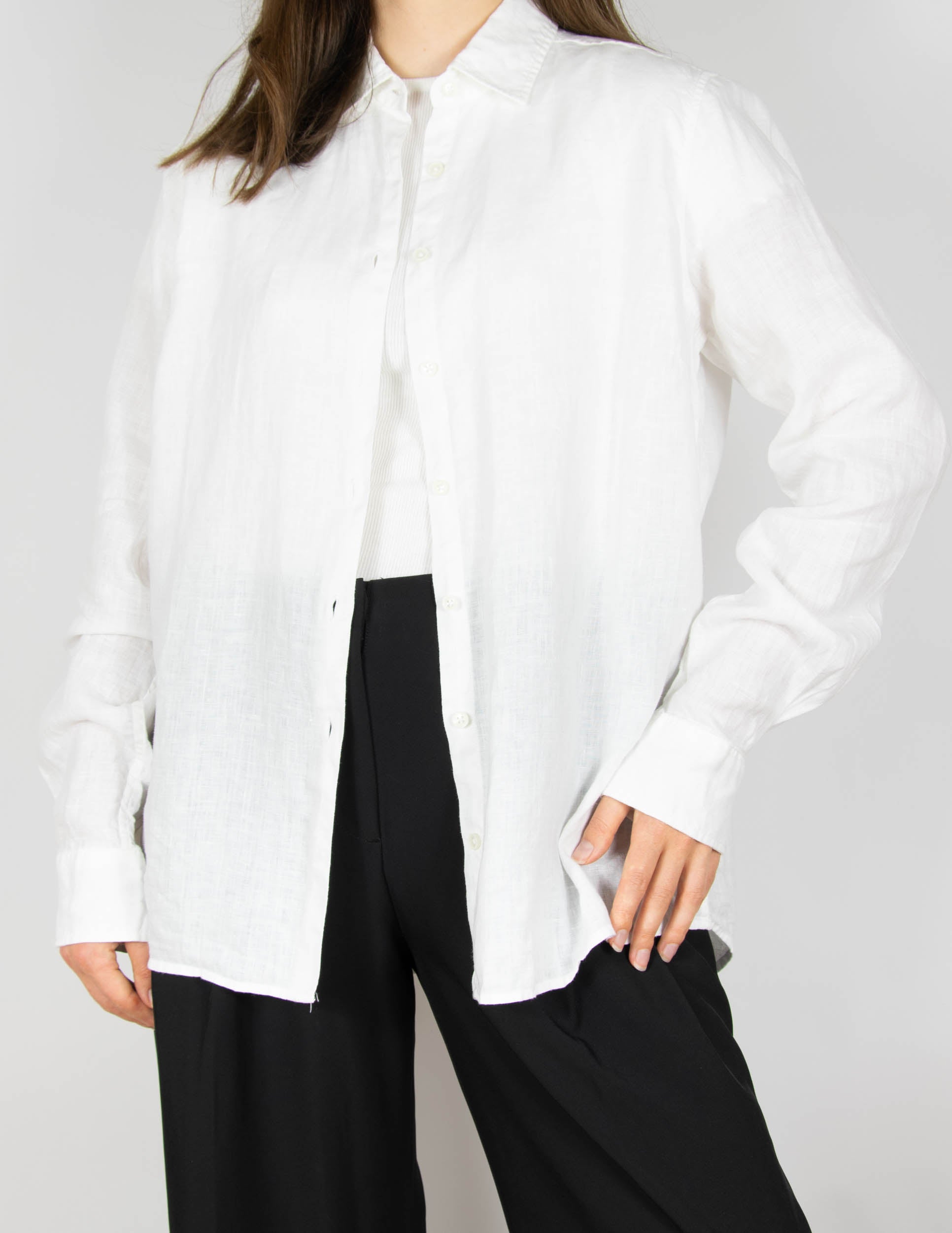 White linen shirt by Stenströms