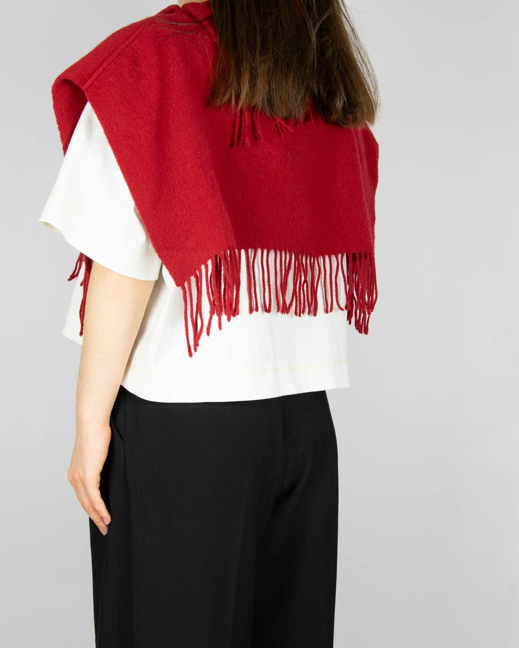 Burgundy wool neck warmer by Danish premium brand BY MALENE BIRGER. From the current collection. Regular price: 589 PLN.