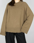 Brown cashmere sweater by Norwegian premium brand JULIE JOSEPHINE.