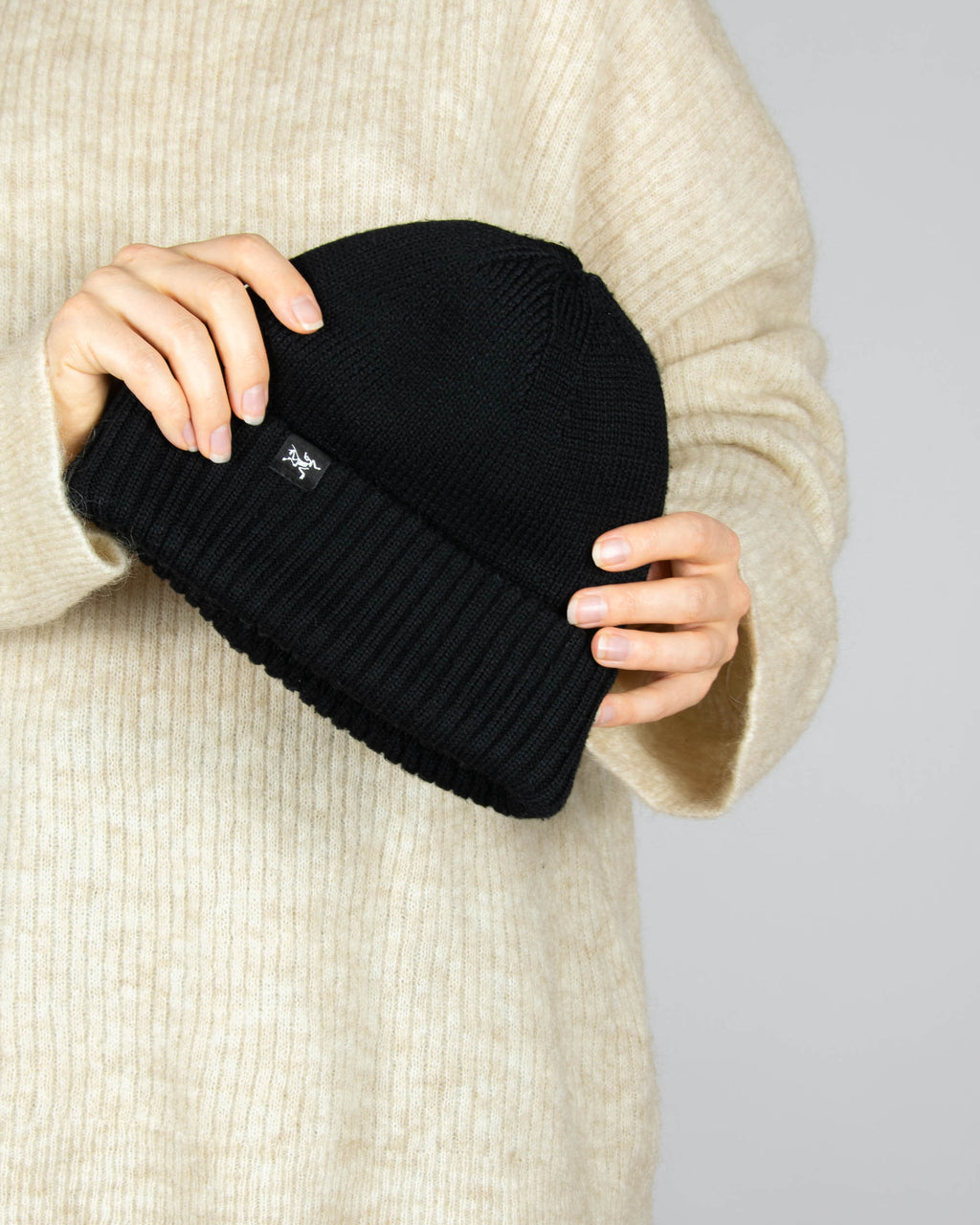 Black Mallow Toque beanie by Arc'teryx