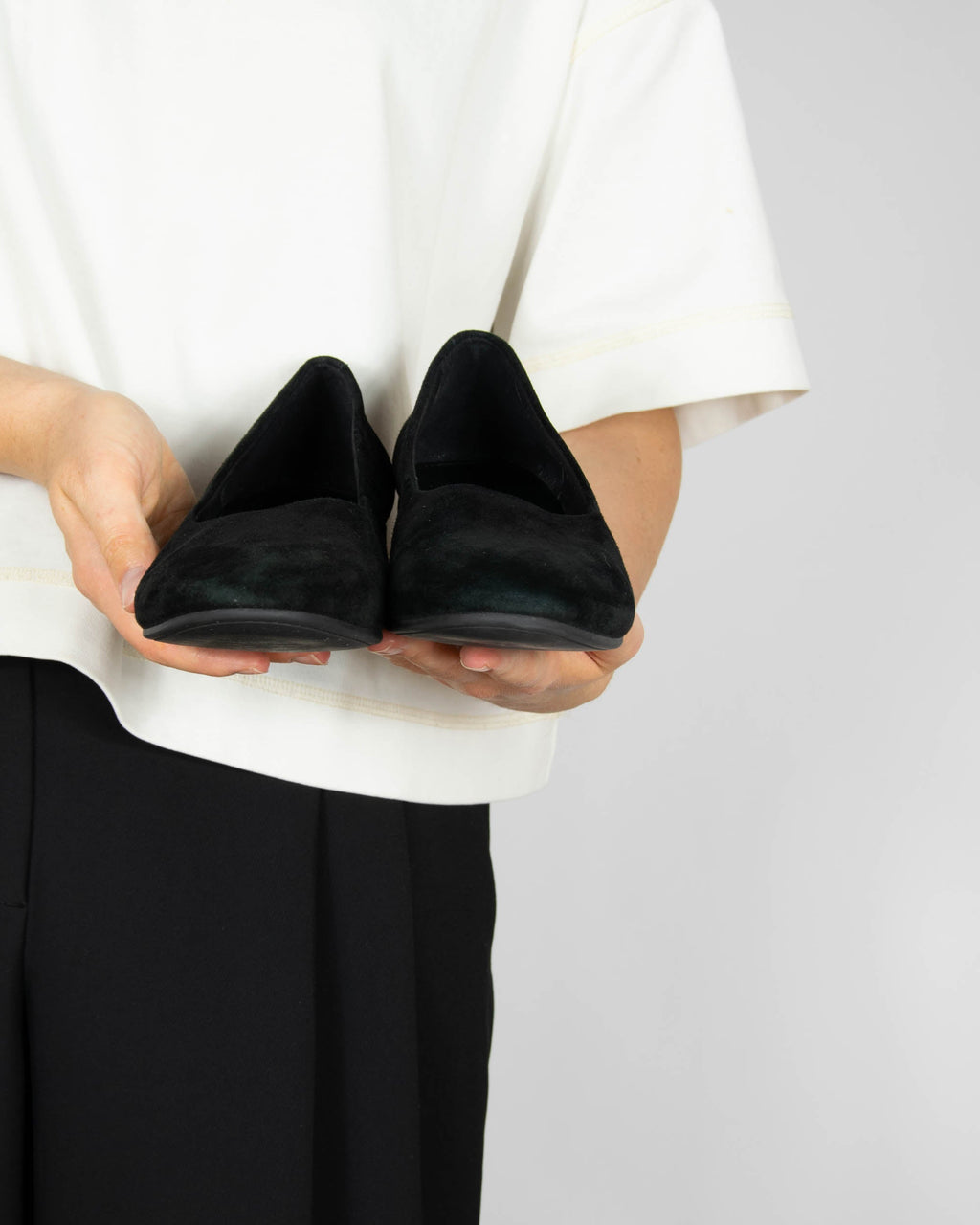 Suede heeled shoes by VAGABOND