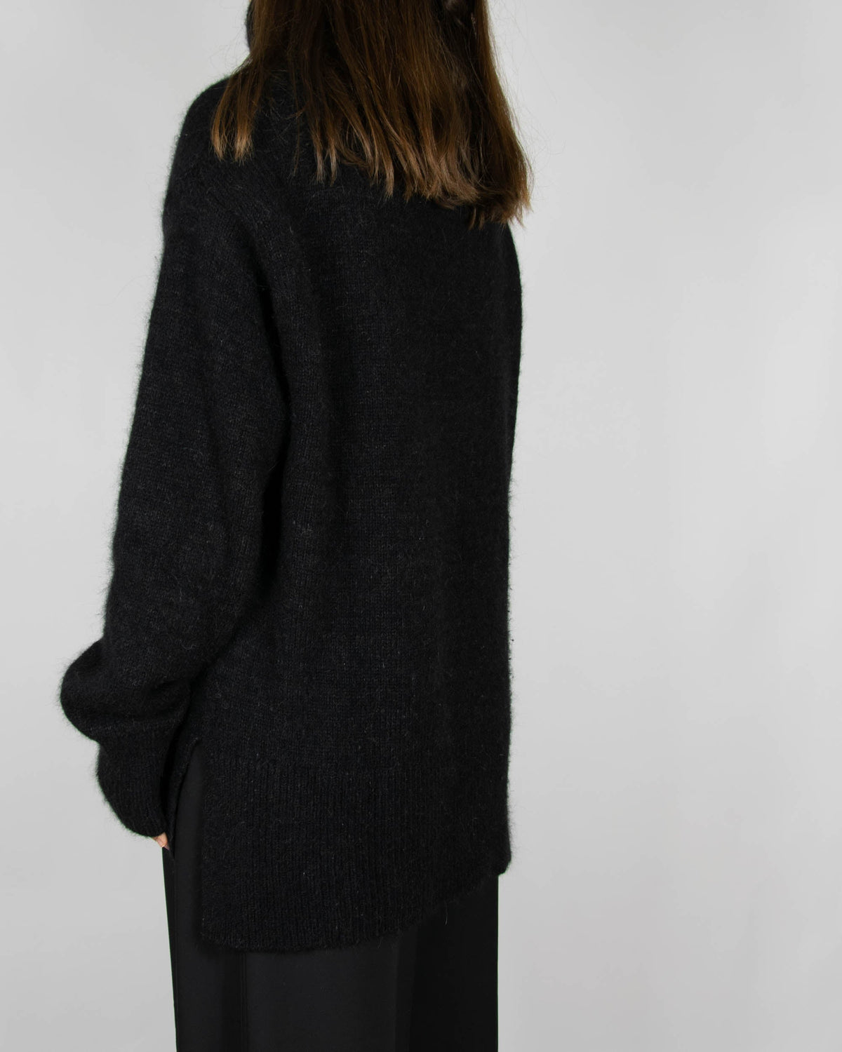 Black chunky wool and alpaca turtleneck by Arnie Says