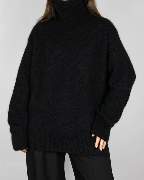 Black chunky wool and alpaca turtleneck by Arnie Says