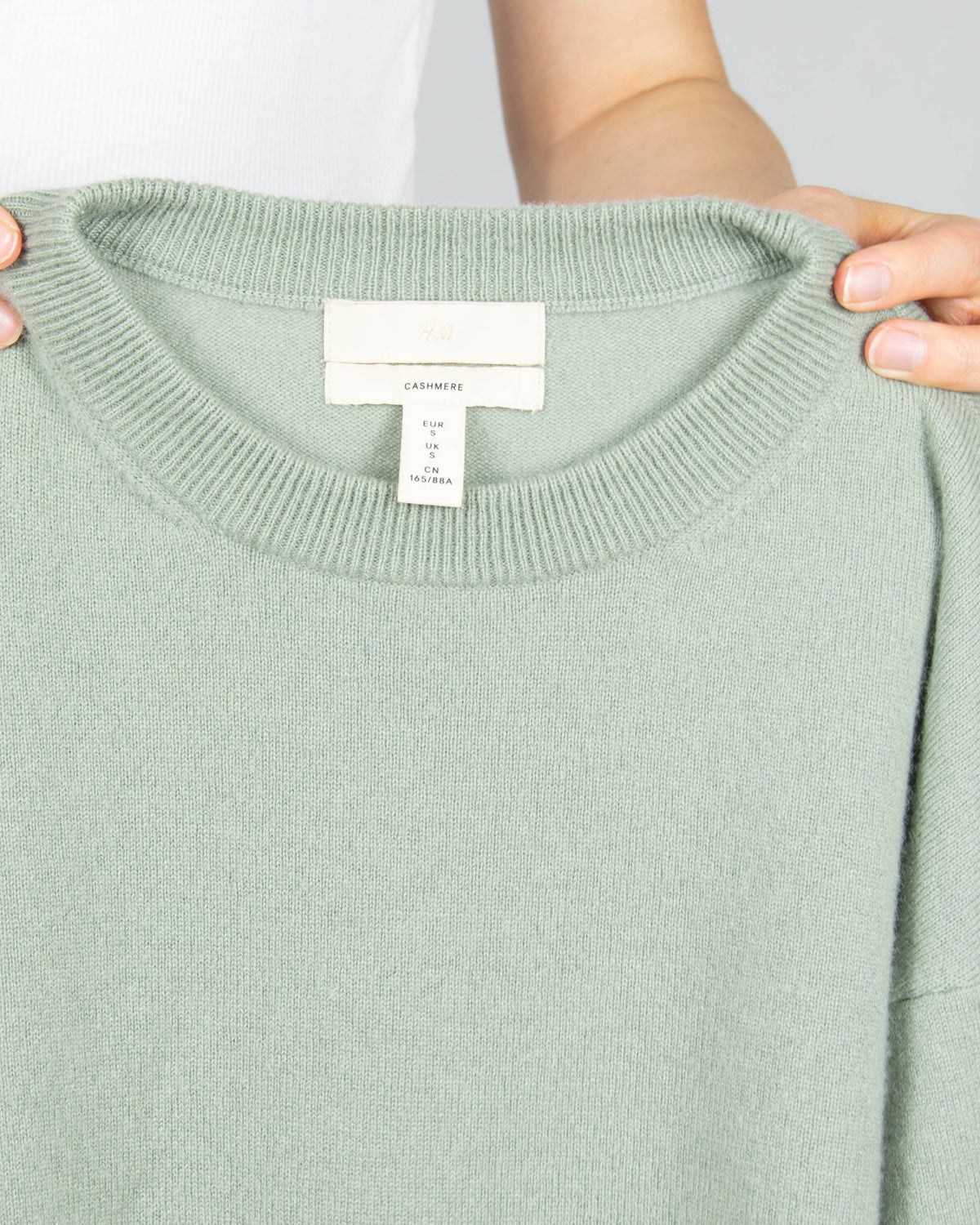 Mint green cashmere sweater by H&M Premium