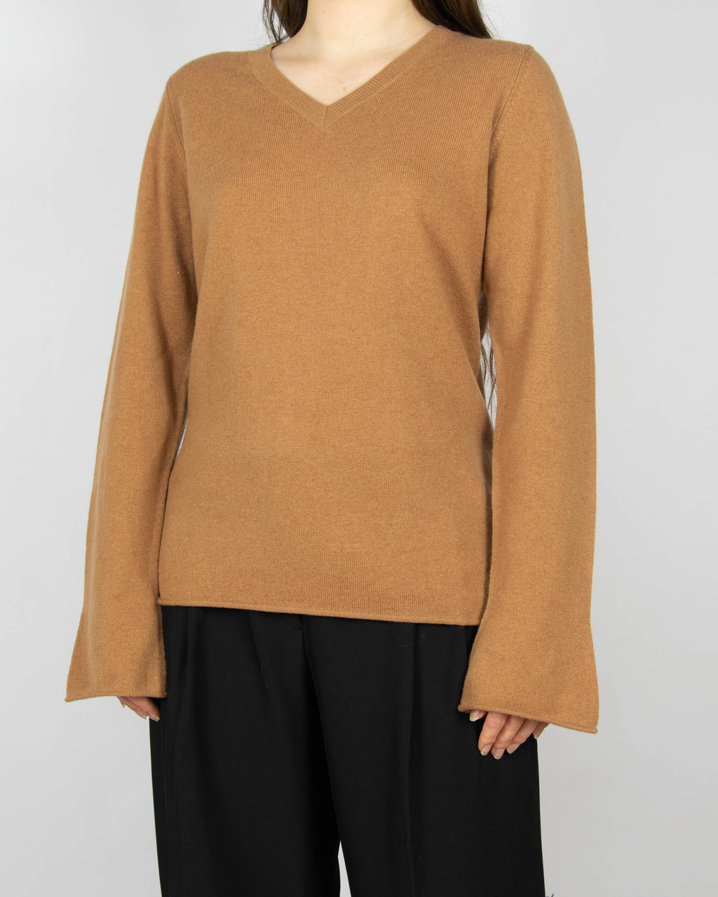 Caramel wool and cashmere sweater by Scandinavian brand Camilla Ohrling