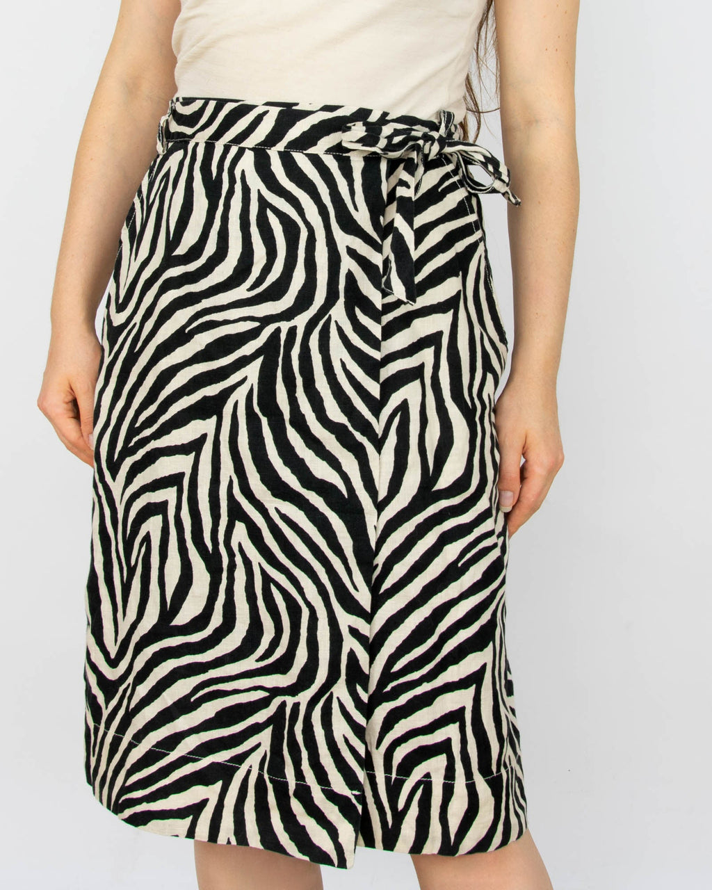 Cream and black zebra-print linen wrap skirt by OUI