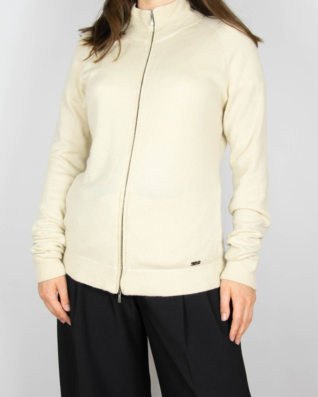 Cream cashmere zip-up sweater by Malo