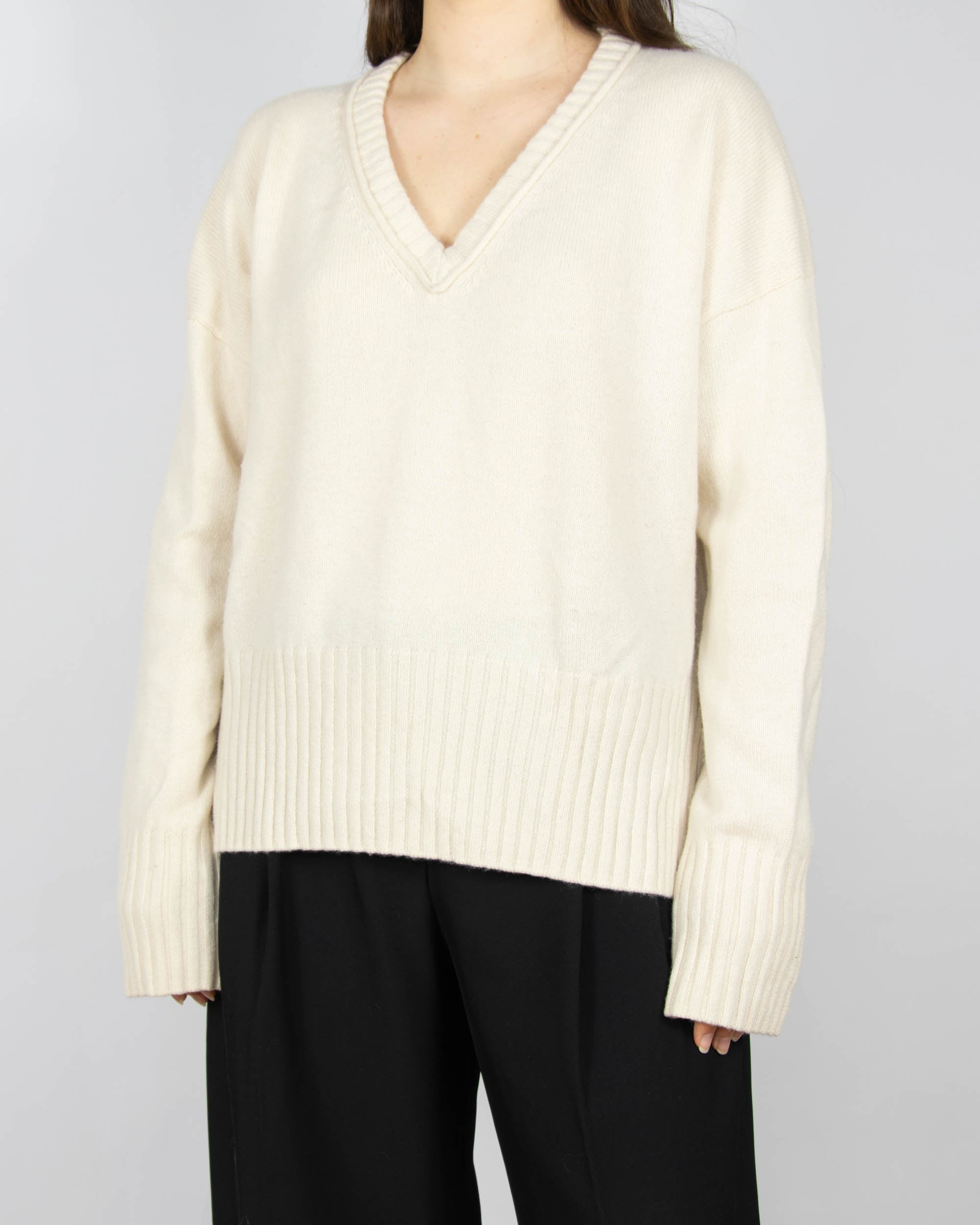 Cream cashmere and wool sweater by H&M Premium