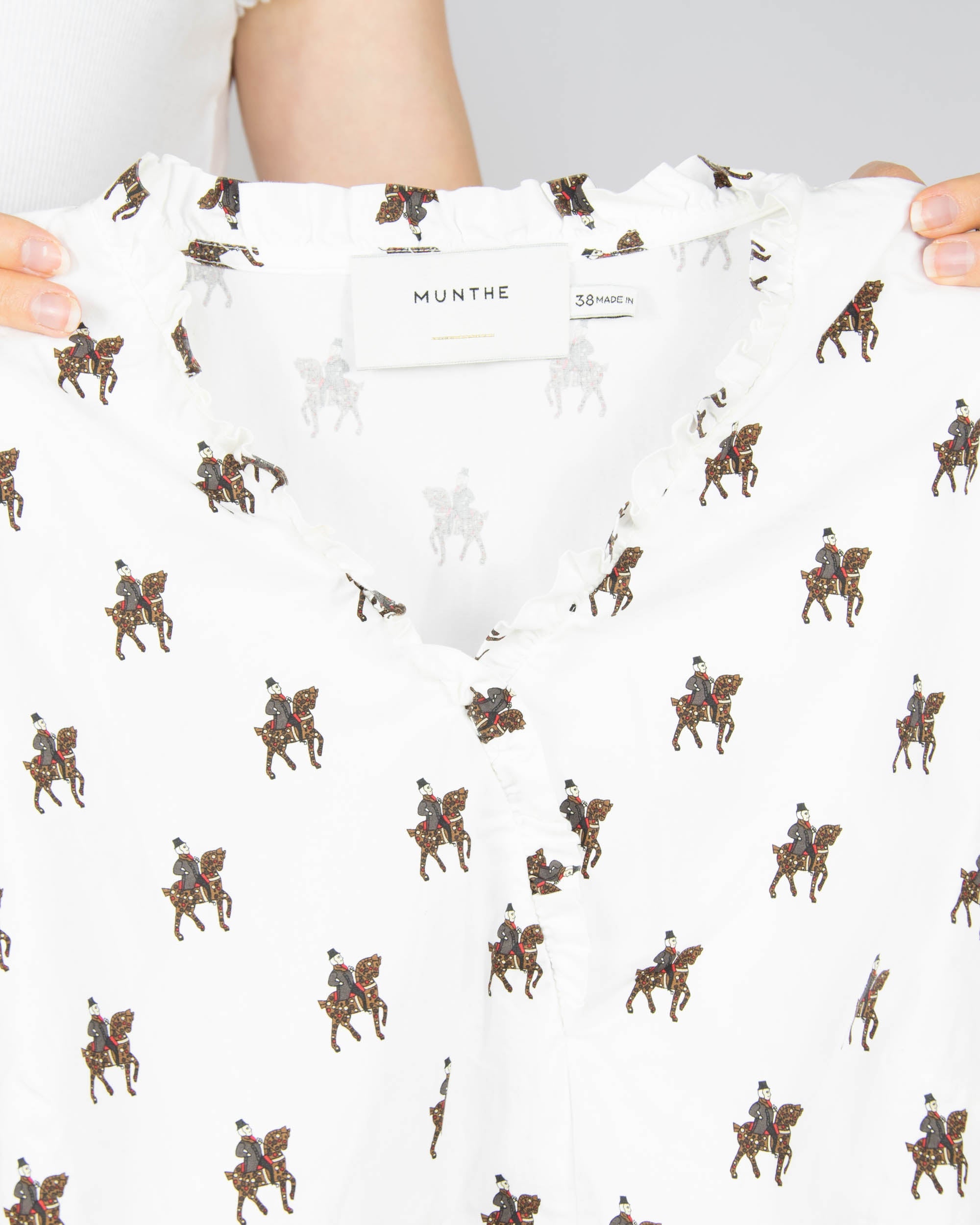 MUNTHE (organic cotton) - M