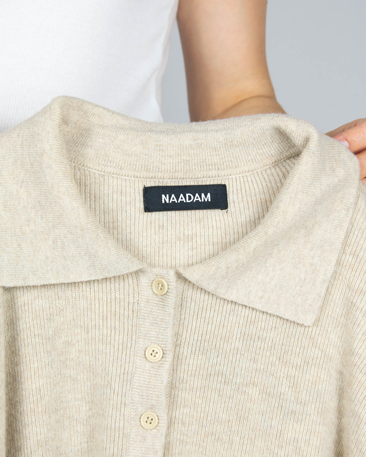 Beige wool and cashmere sweater by NAADAM