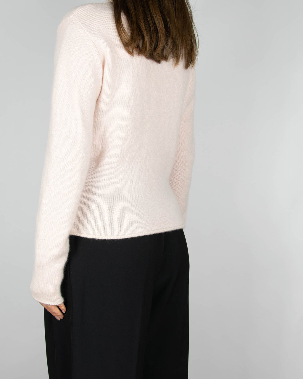 Powder pink chunky cashmere sweater by Henderson Cashmere