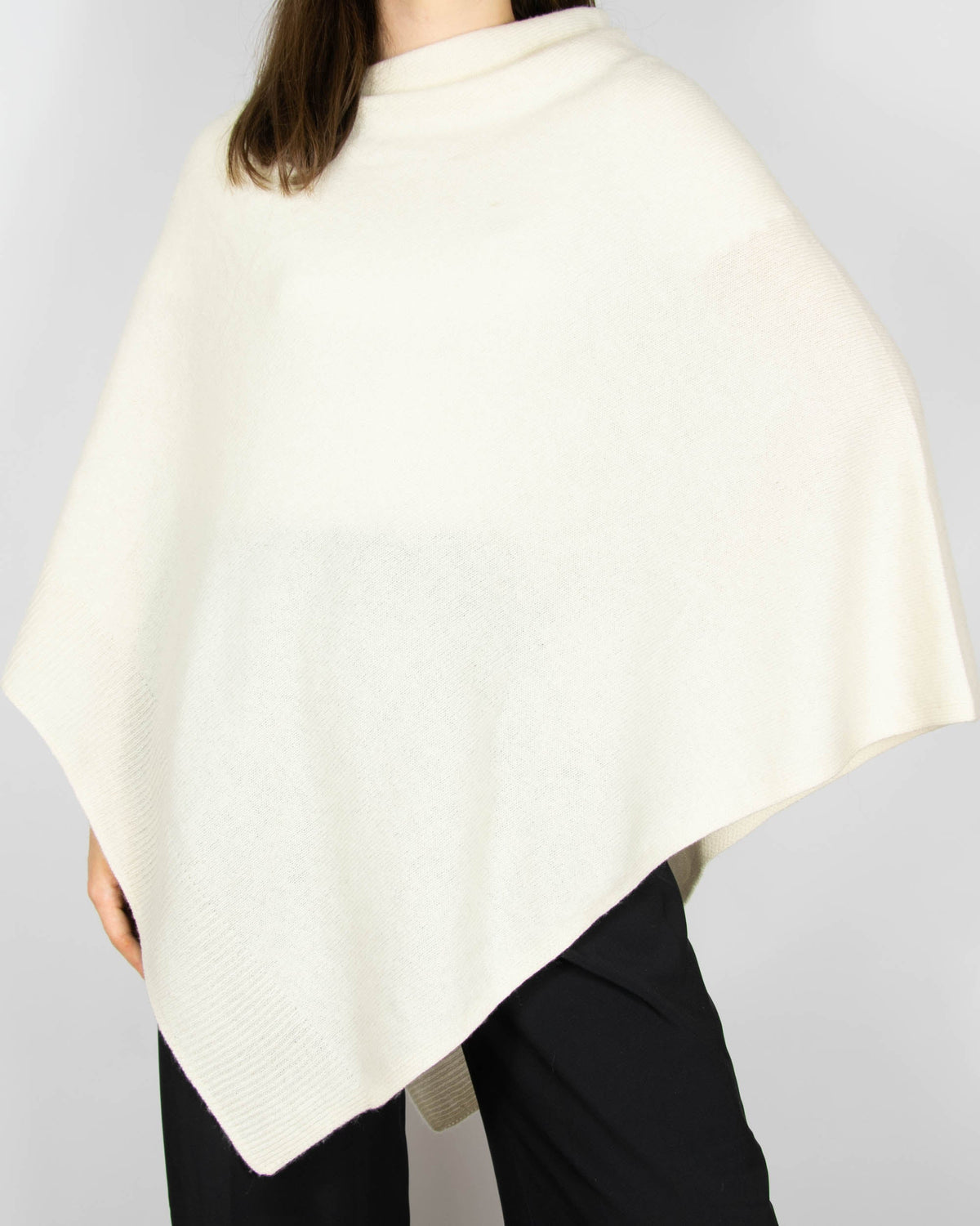 Cream wool and cashmere poncho by H&M Premium