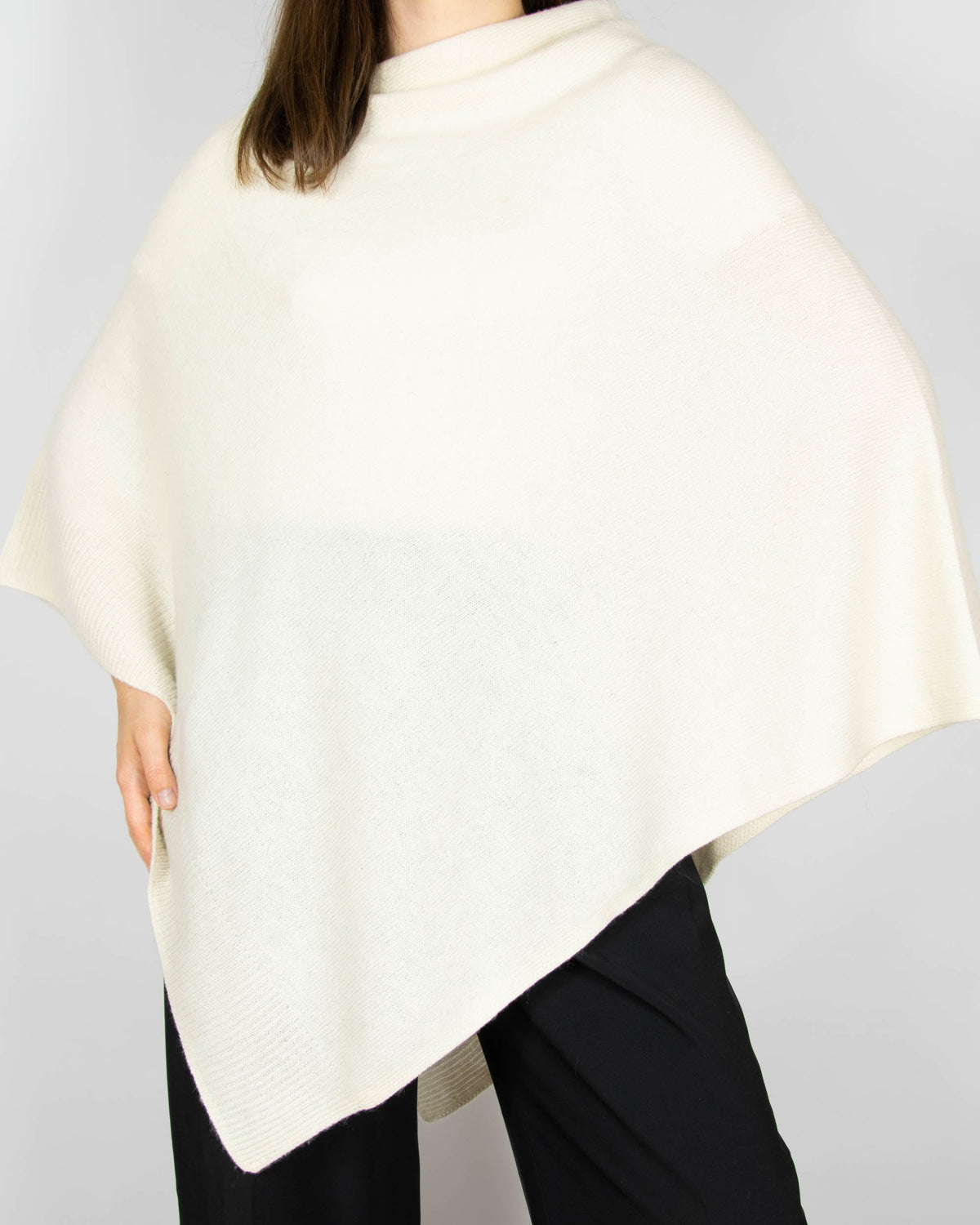 Cream wool and cashmere poncho by H&M Premium