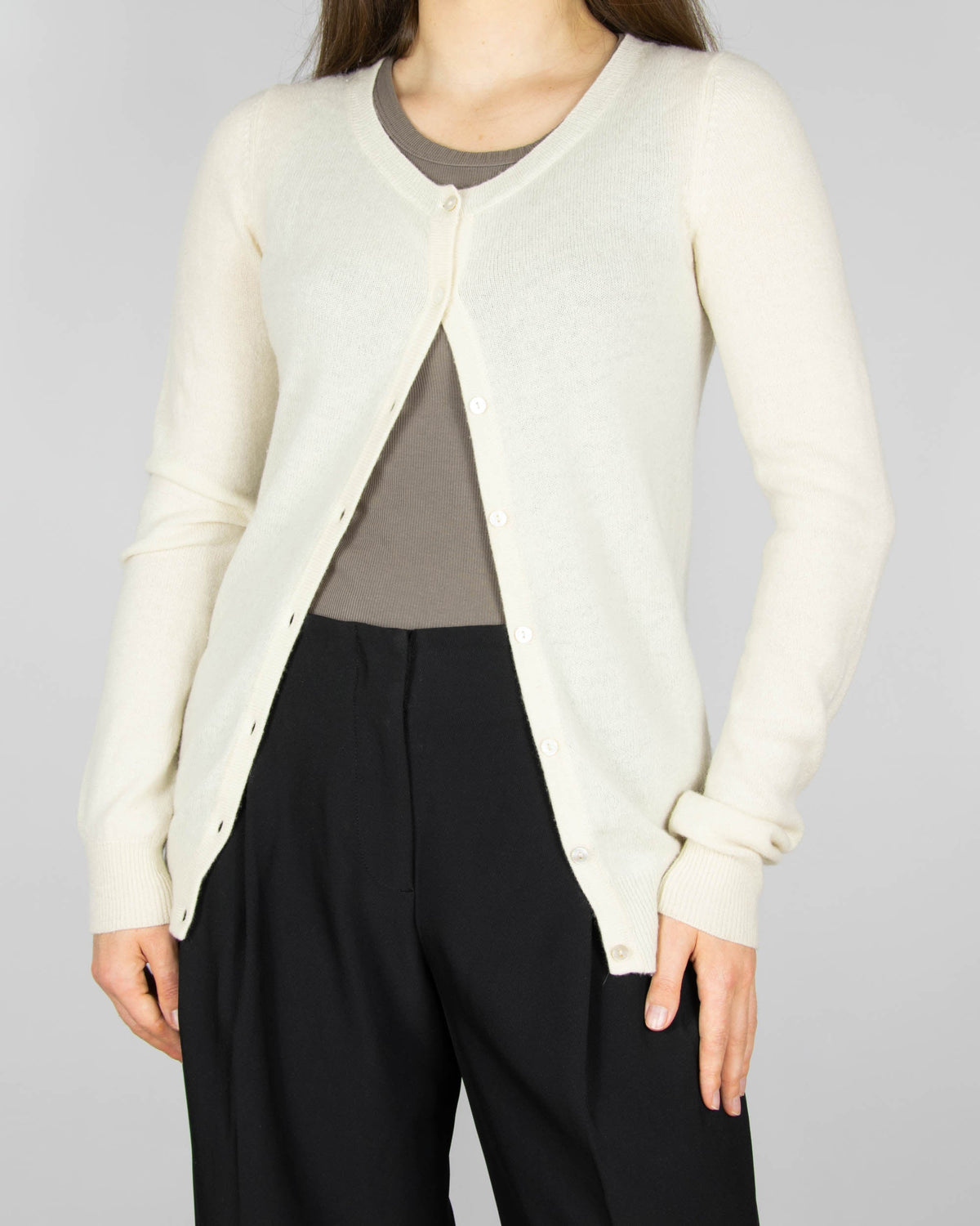 Cream cashmere cardigan by Delicatelove