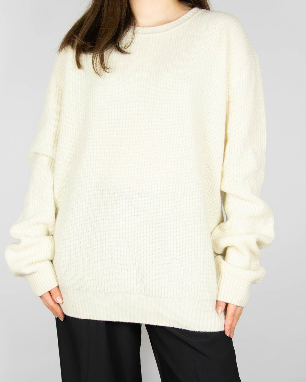 Cream extrafine merino wool sweater by Norwegian brand THE PRODUCT. Regular price: 2300 NOK (~970 PLN).