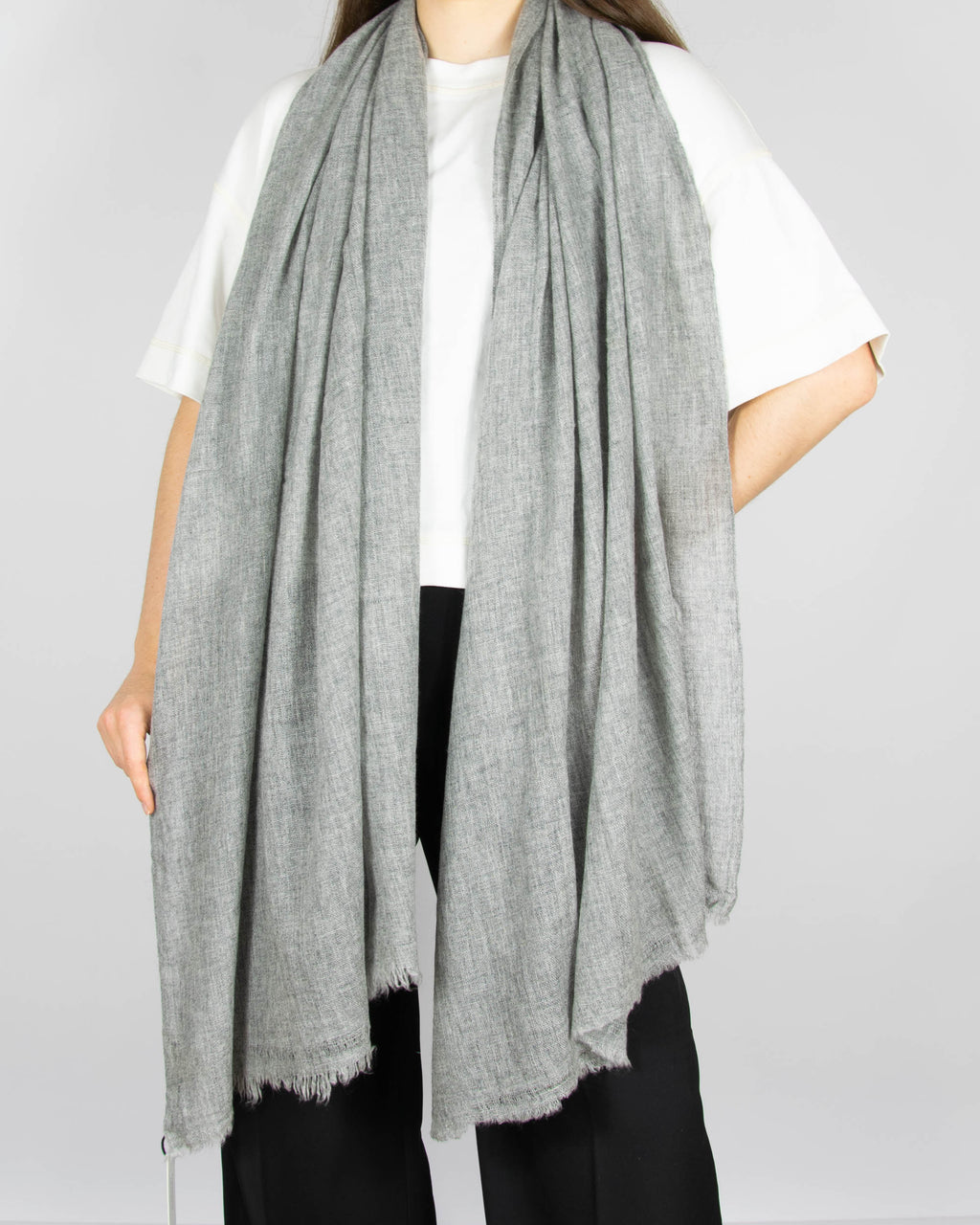 Thin grey merino wool and cashmere scarf by MSH