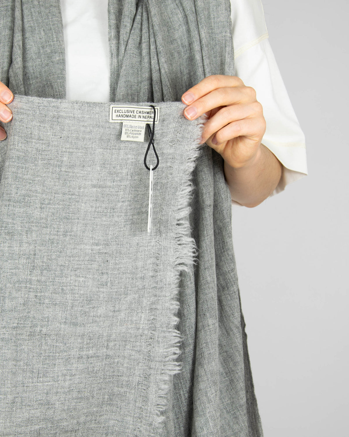Thin grey merino wool and cashmere scarf by MSH