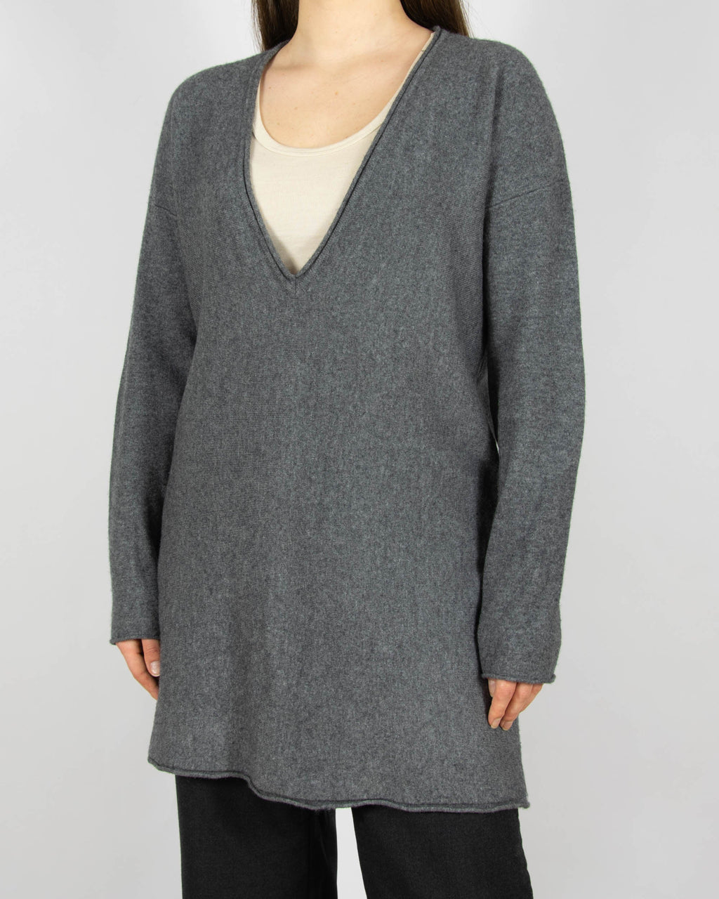 Grey wool and cashmere sweater by Gerts Oslo Cashmere