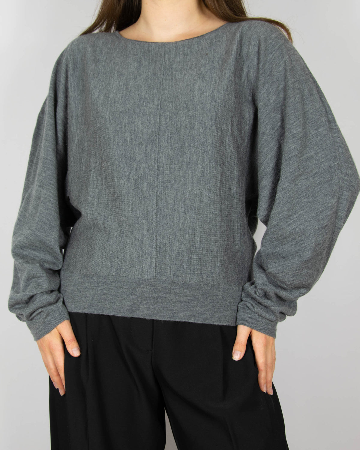 Szary wełniany (merino) sweater marki & Other Stories
